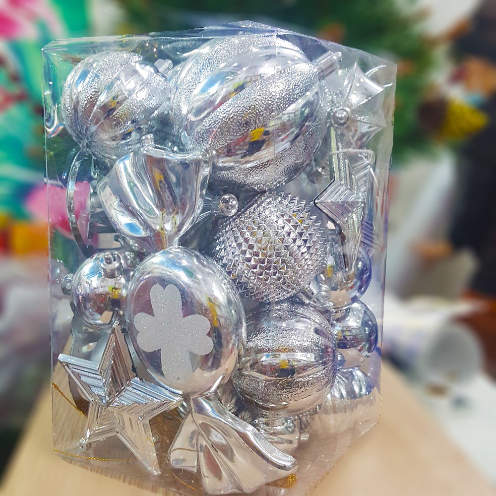 Hộp châu bạc nhiều phụ kiện trang trí noel (4)