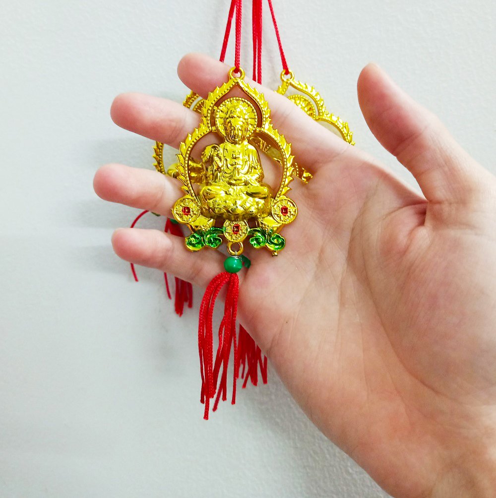 Lộc treo Phật Quan Âm và hào quang vàng