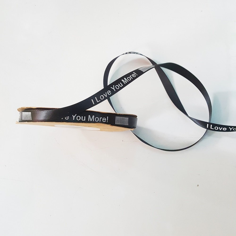 Cuộn ruy băng chữ