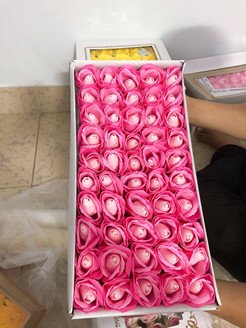 Hộp hoa hồng sáp thơm màu Hồng pha trắng 50 bông