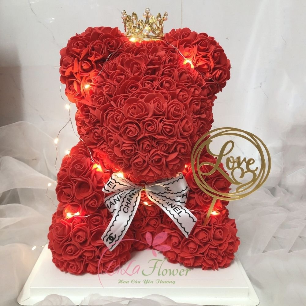 Hộp quà tặng Gấu hoa hồng sáp lớn kèm đèn LED và vương miệng