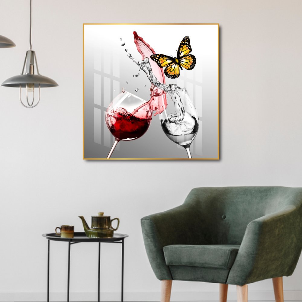 Tranh treo tường ly rượu vang đỏ và bươm bướm