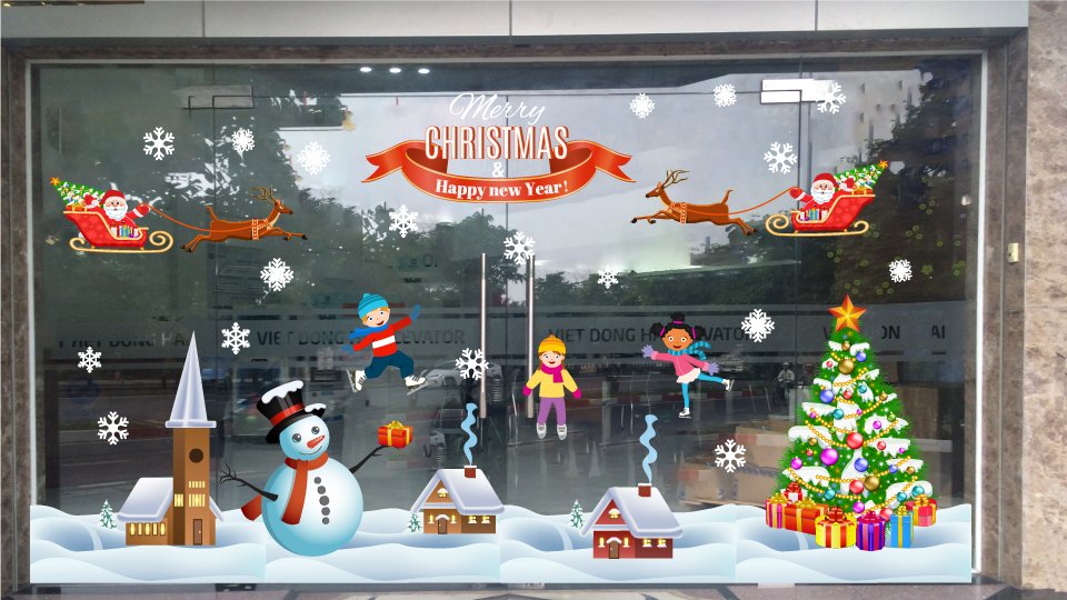 Decal trang trí Noel cửa kính với màu sắc sặc sỡ nổi bật, mẫu mã đa dạng