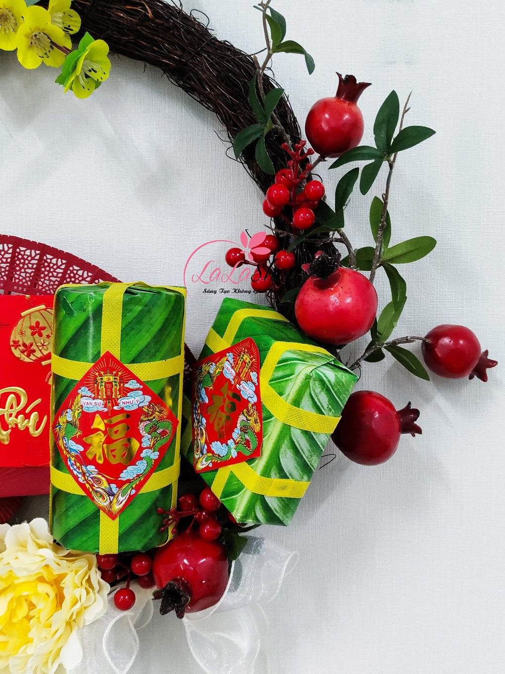 Vòng Hoa Mai Trang Treo Cửa Trang Trí Tết 45cm