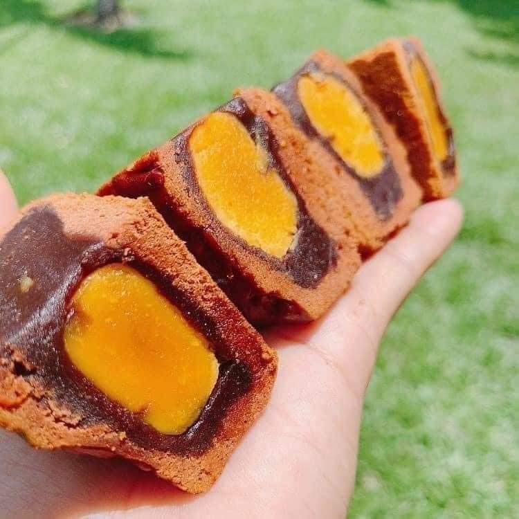 Bánh Trung Thu Socola 2 Trứng 200G Bánh Tân Dân Lợi