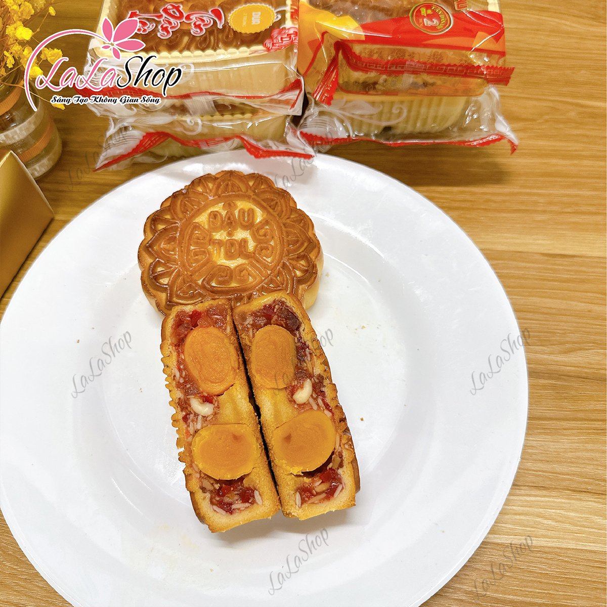 Bánh trung thu thập cẩm xá xíu 2 trứng 200G Bánh Tân Dân Lợi