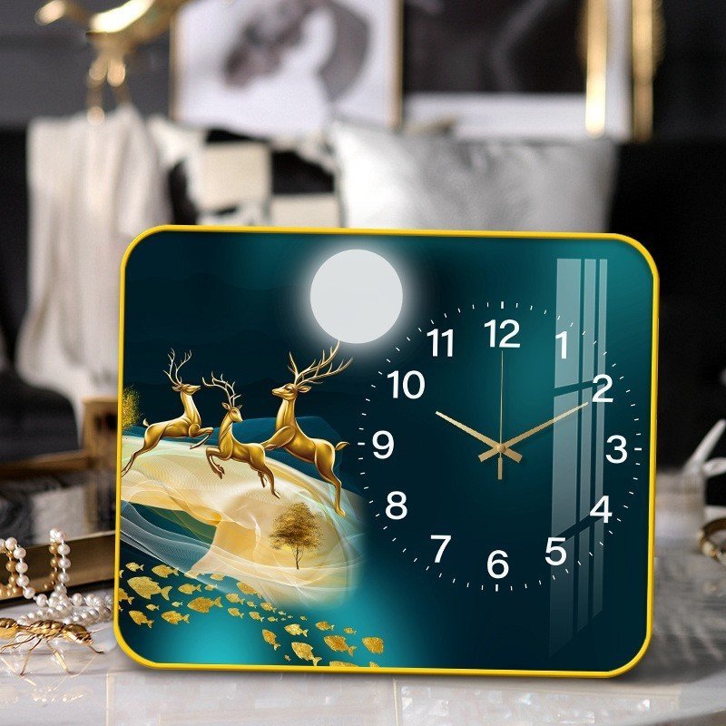 Tranh Đồng Hồ Để Bàn Hươu Vàng Dưới Ánh Trăng