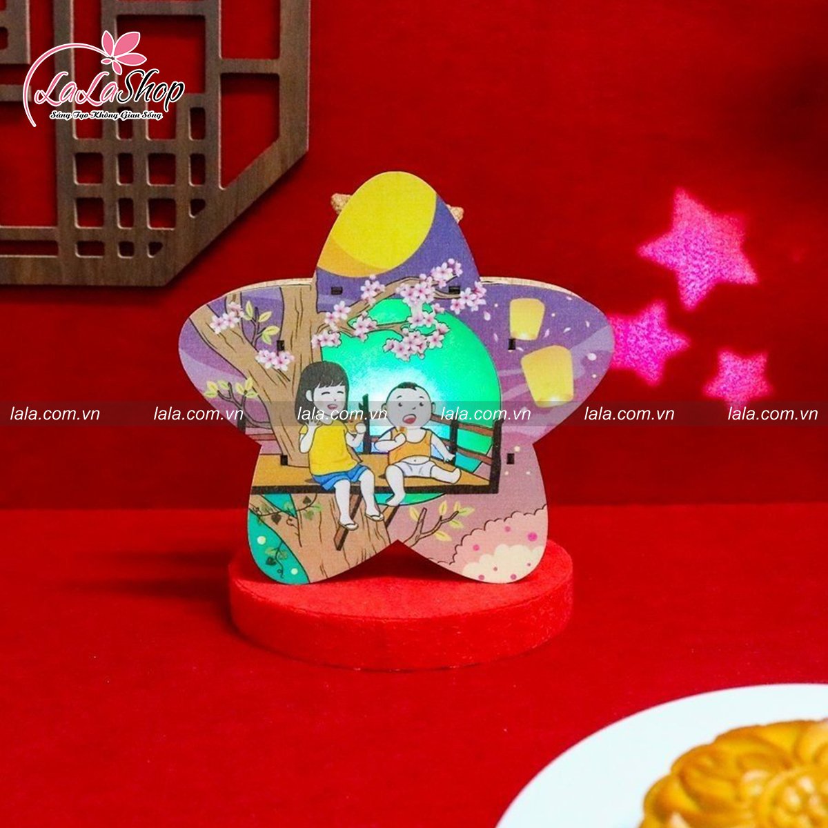 Lồng Đ&egrave;n Trung Thu Bằng Gỗ H&igrave;nh Ng&ocirc;i Sao Hai B&eacute;