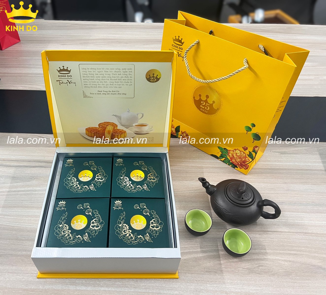 B&aacute;nh Trung Thu Kinh Đ&ocirc; Trăng V&agrave;ng Hồng Ngọc An Nhi&ecirc;n 4 B&aacute;nh Thượng Hạng