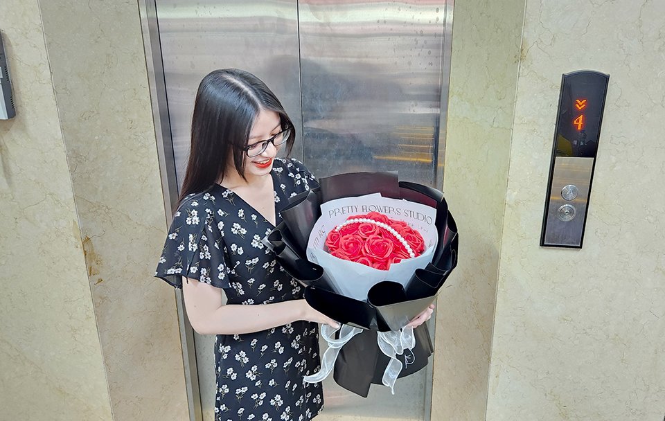 Lẵng hoa chúc mừng ngày 20/11 dành tặng cho thầy cô giáo đẹp nhất 2023 tại Lala