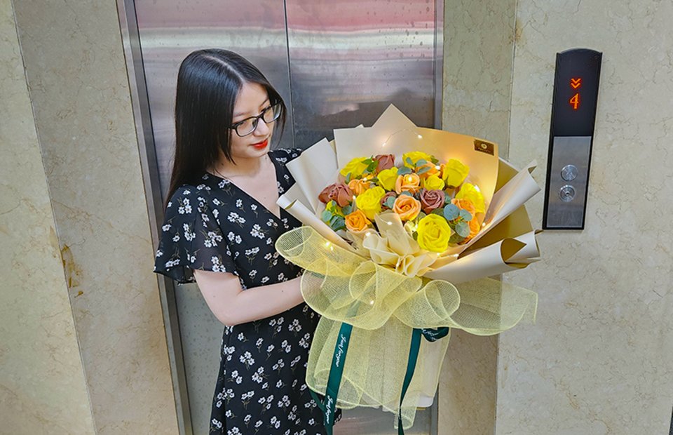 Lẵng hoa chúc mừng ngày 20/11 dành tặng cho thầy cô giáo đẹp nhất 2023 tại Lala