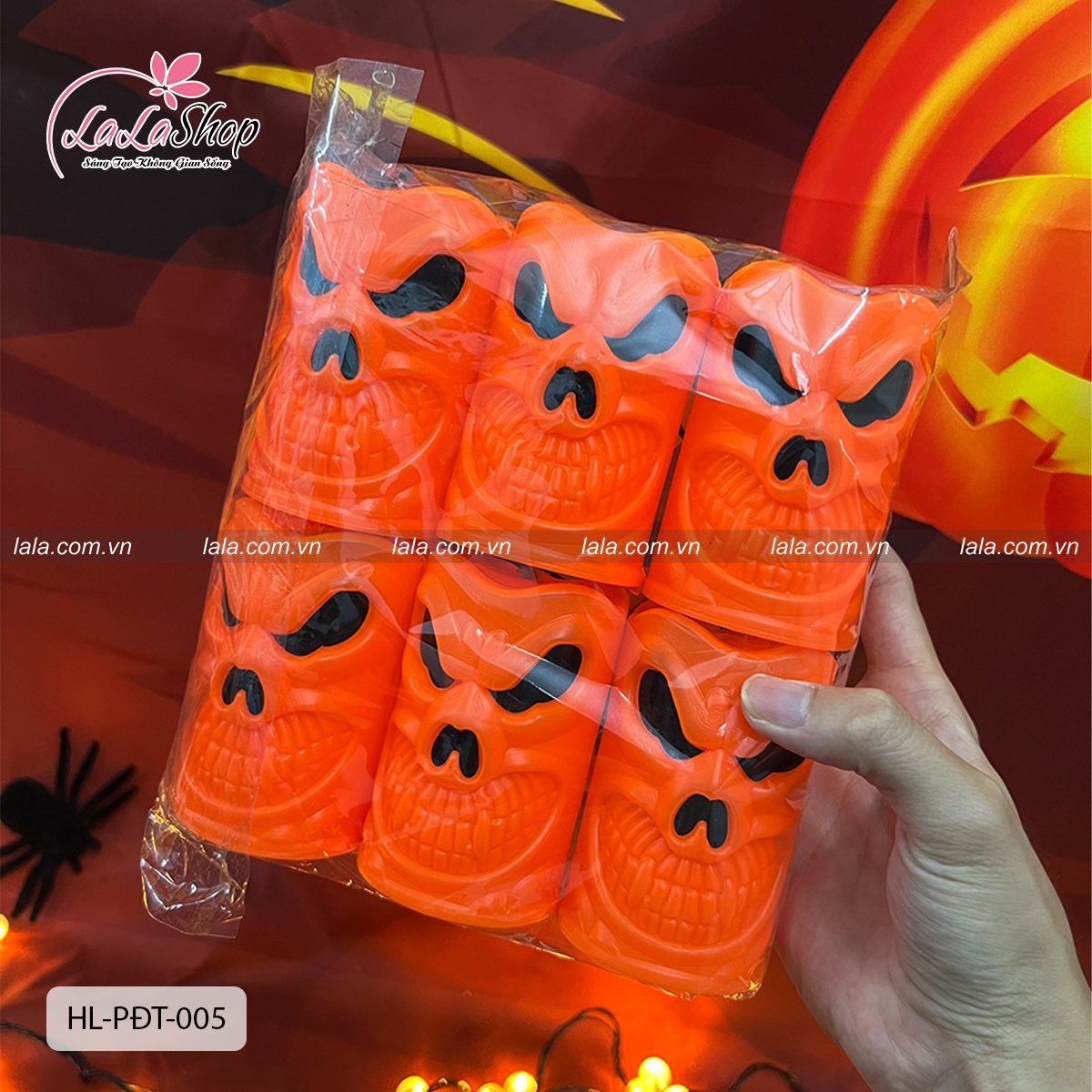 Đồ treo trang trí Halloween Ngọn Nến Ma Quái Màu Cam