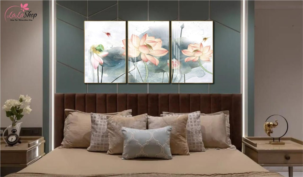 Tranh decor phòng ngủ - Những bức tranh decor phòng ngủ màu sắc nhã nhặn mang đến cảm giác thư thái cho người cao tuổi