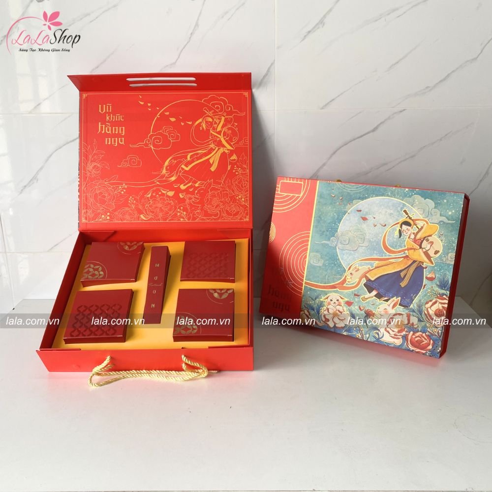 Hộp 4 B&aacute;nh Trung Thu K&egrave;m Tr&agrave; 15g Vũ Kh&uacute;c Hằng Nga