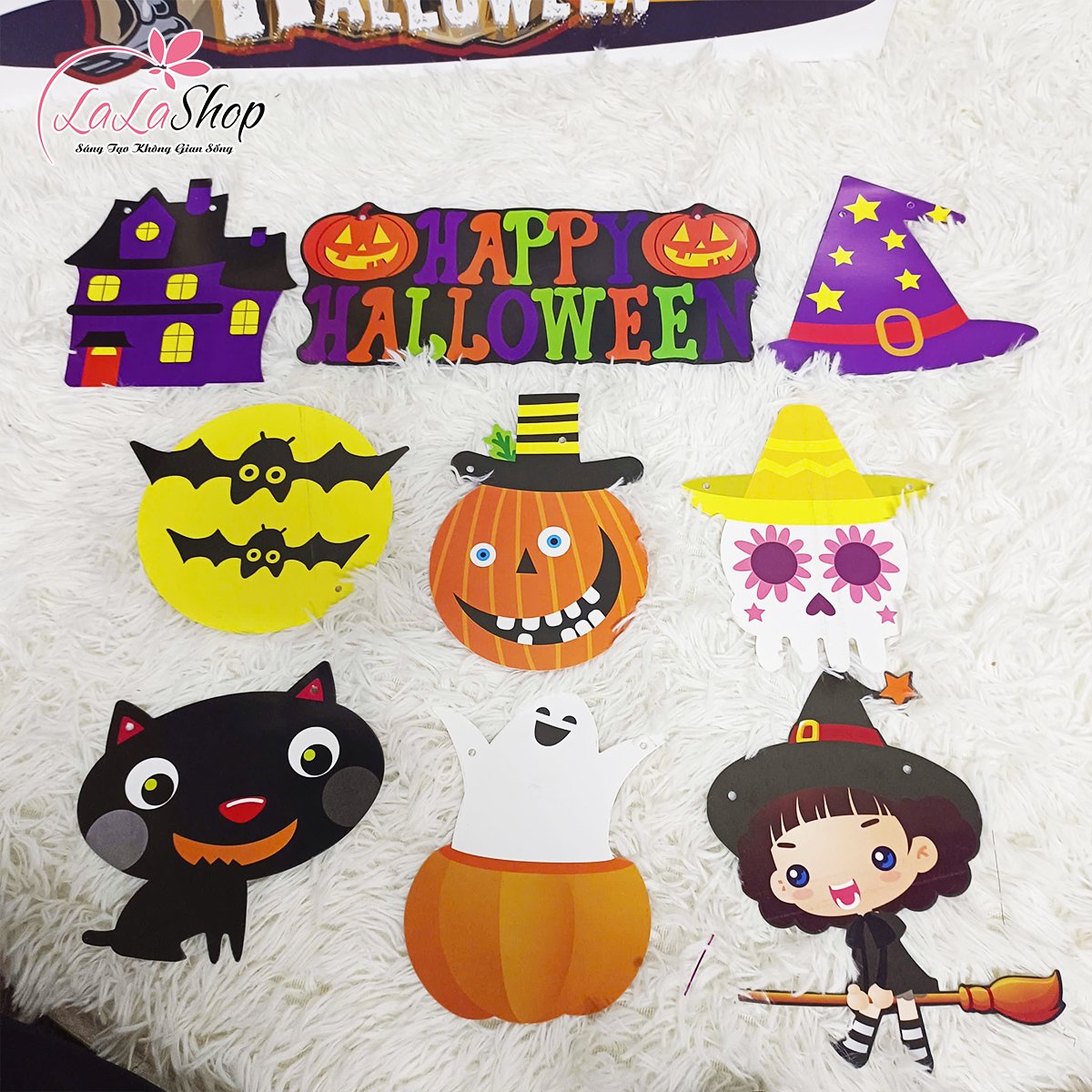 Đồ treo trang trí Halloween Set Dây Treo 9 Hình Bí Ngô Ma Quái Và Cô Bé Phù Thủy