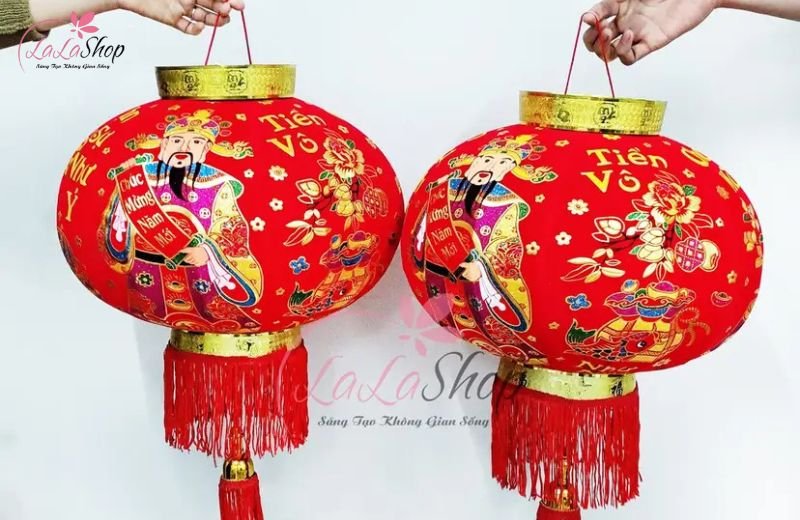 Lồng đ&egrave;n rực rỡ &ndash; thắp s&aacute;ng kh&ocirc;ng gian Tết th&ecirc;m ấm &aacute;p