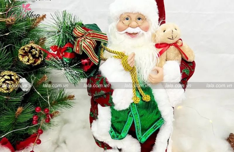 &Ocirc;ng gi&agrave; noel - biểu tượng cho l&ograve;ng nh&acirc;n &aacute;i v&agrave; y&ecirc;u thương