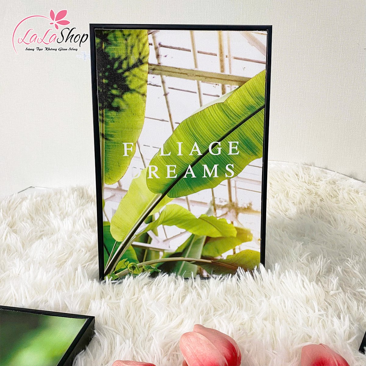 Bộ 3 Tấm Tranh Treo Tường L&aacute; Xanh V&agrave; Bươm Bướm Nghệ Thuật