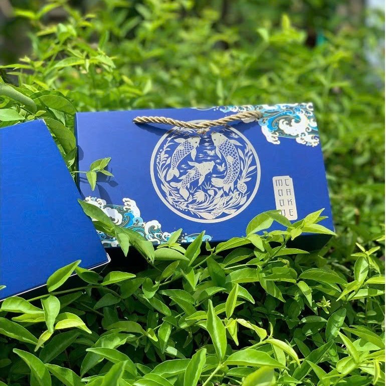 Hộp 2 B&aacute;nh Trung Thu L&yacute; Ngư Vọng Nguyệt