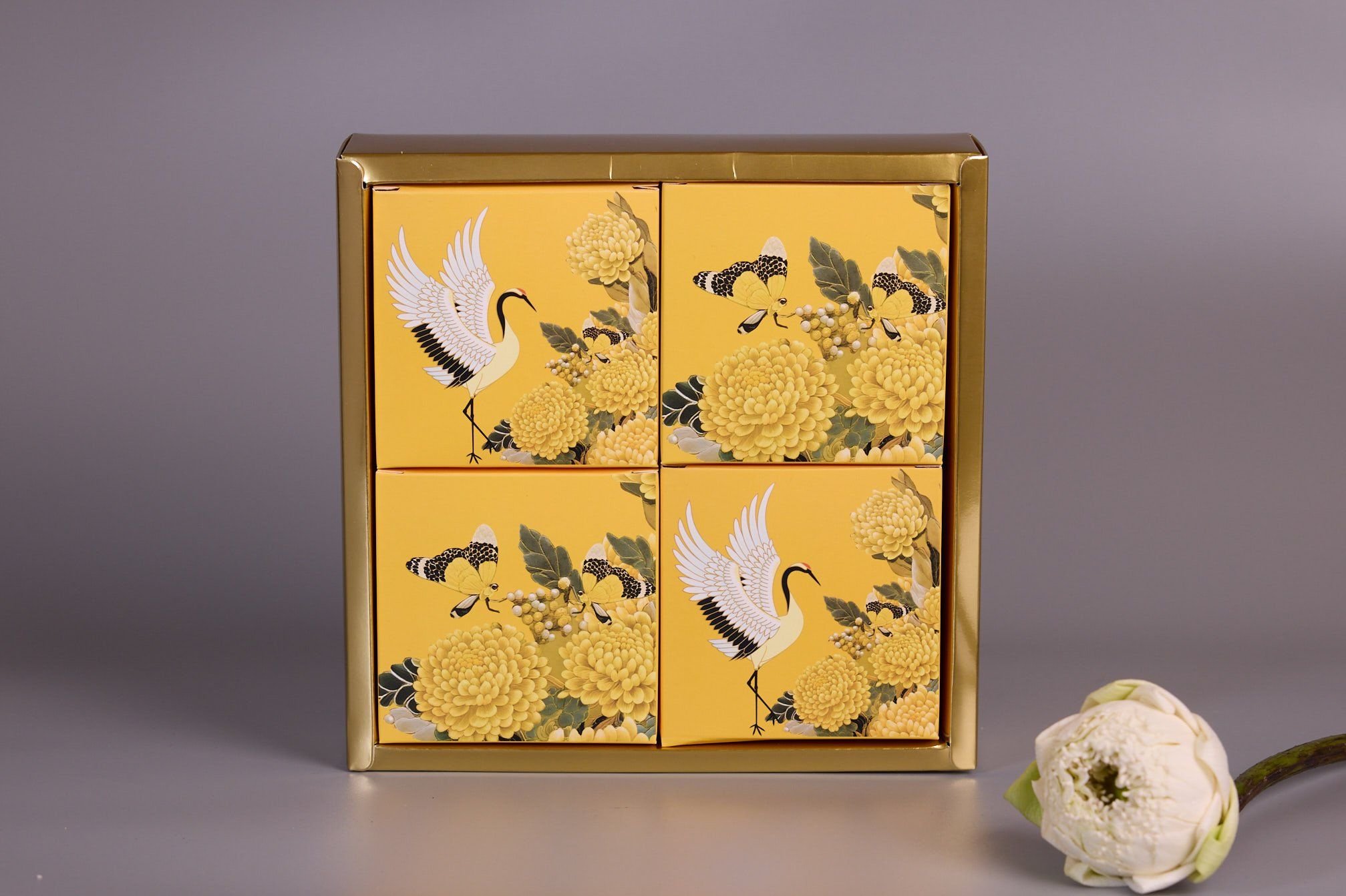 Hộp 4 Bánh Trung Thu Kim Hạc Vạn Phúc Tân Dân Lợi