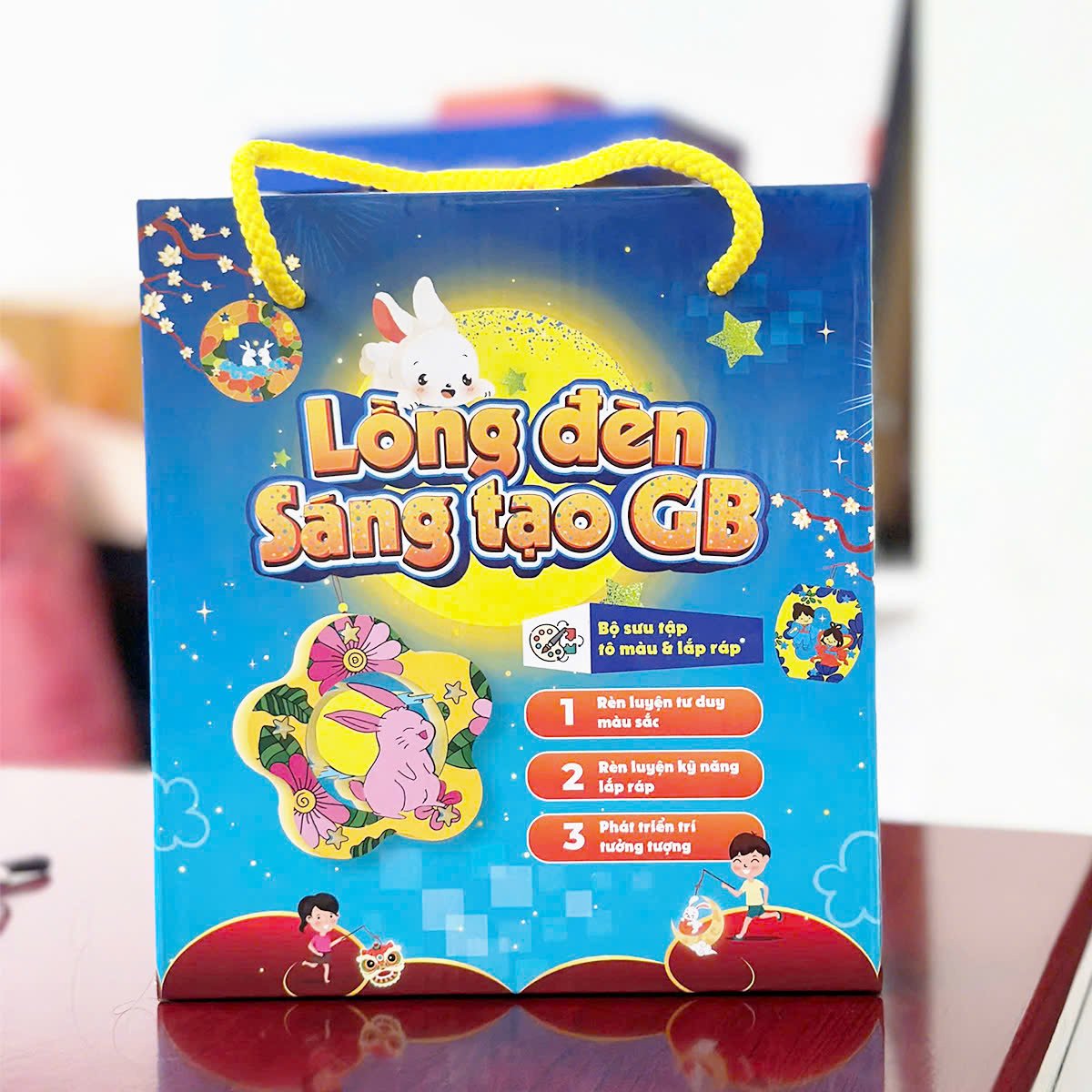 Lồng Đ&egrave;n Trung Thu Bằng Gỗ Nhiều Mẫu K&egrave;m Đ&egrave;n