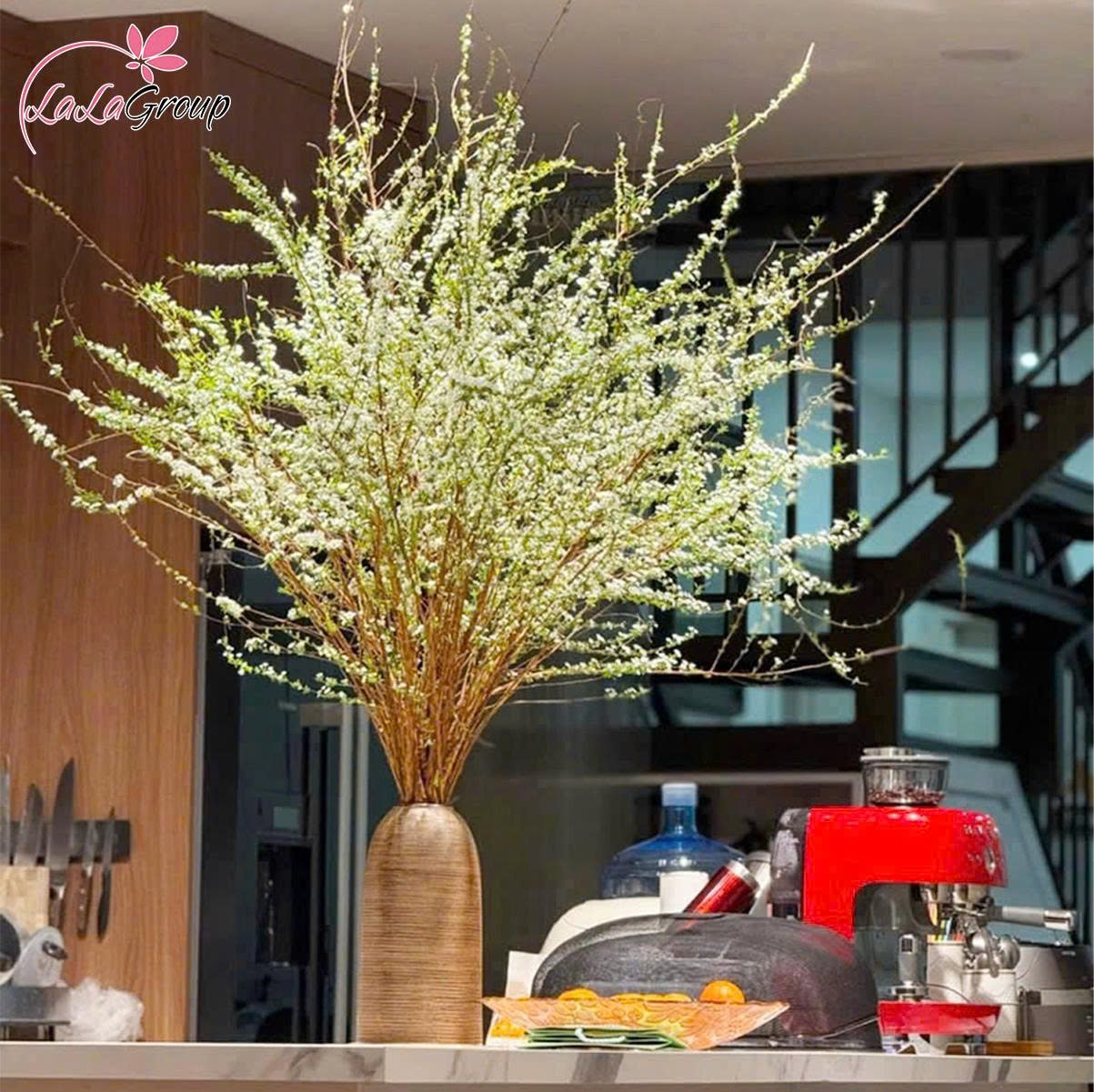 Bình Hoa Gốm Nâu Sang Trọng