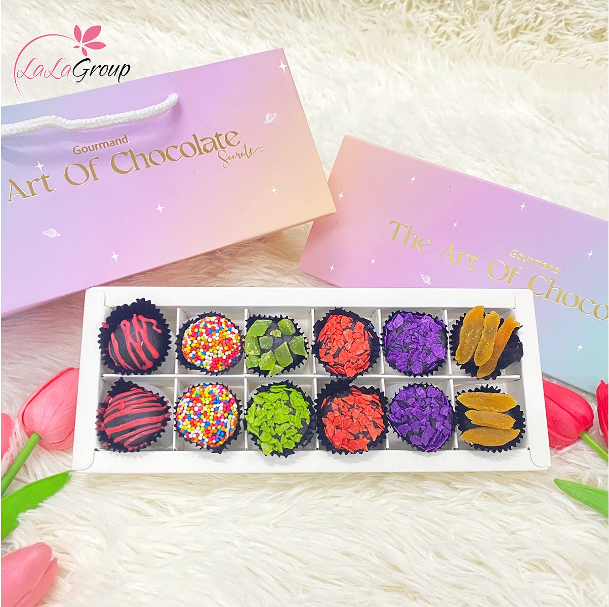 Hộp 12 vi&ecirc;n socola valentine ngọt ng&agrave;o