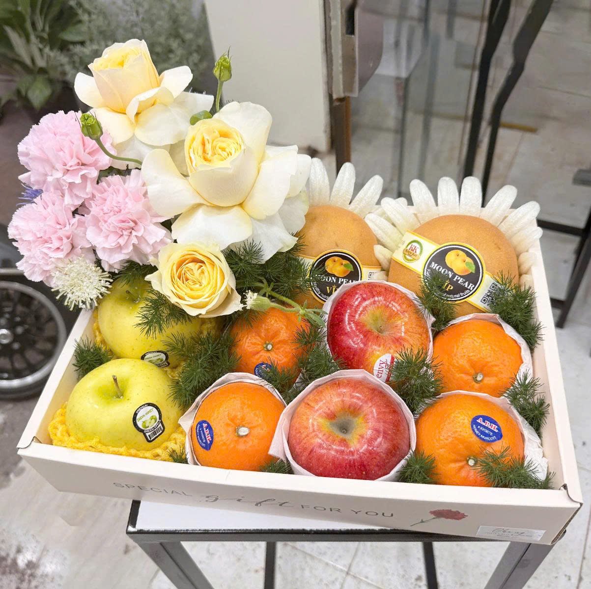 Hộp Qu&agrave; Tặng Tr&aacute;i C&acirc;y Nhập Khẩu Cao Cấp Qu&agrave; Tặng Y&ecirc;u Thương