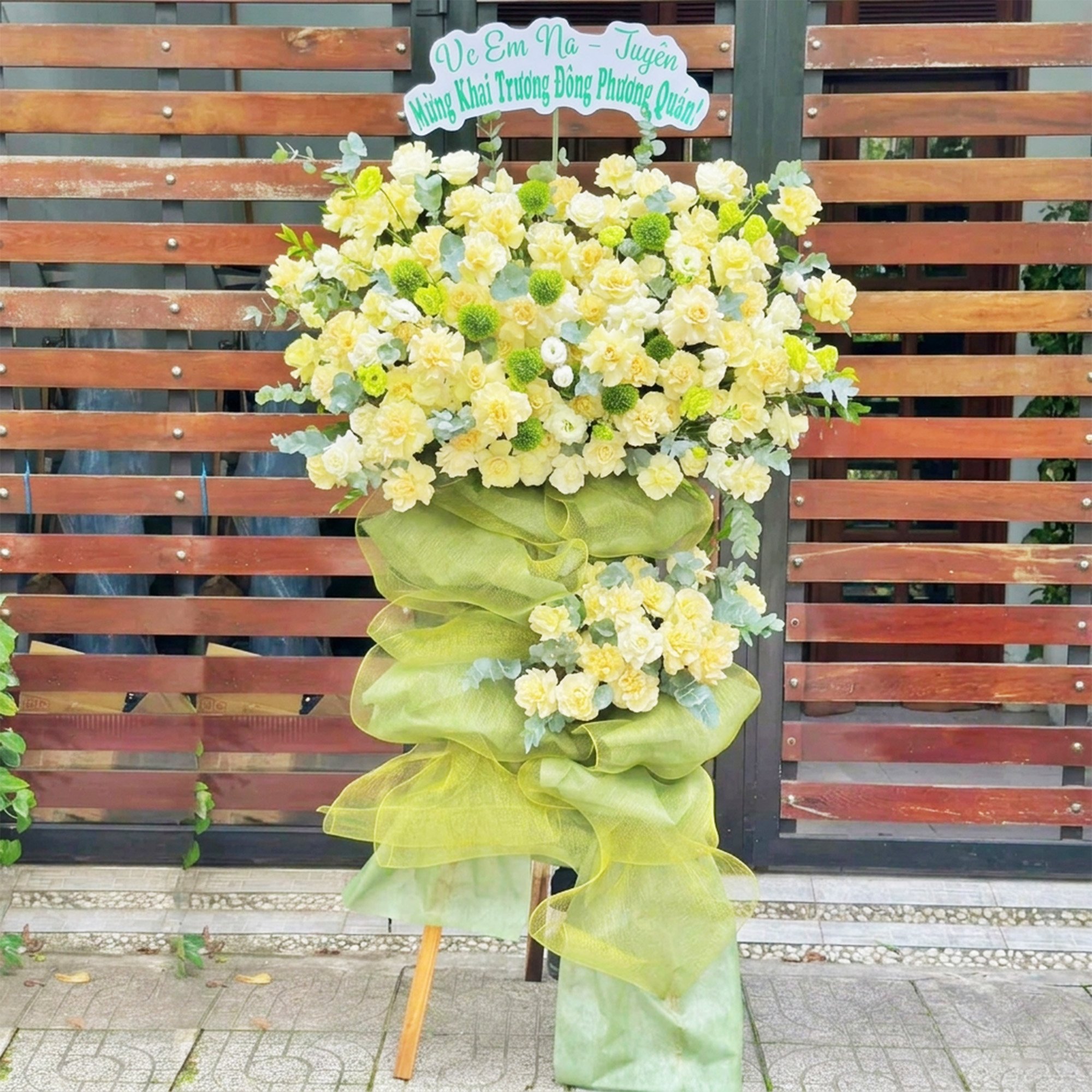 Kệ Hoa Mừng Khai Trương Hồng Ph&aacute;t Sang Trọng Đa Dạng Nhiều Mẫu