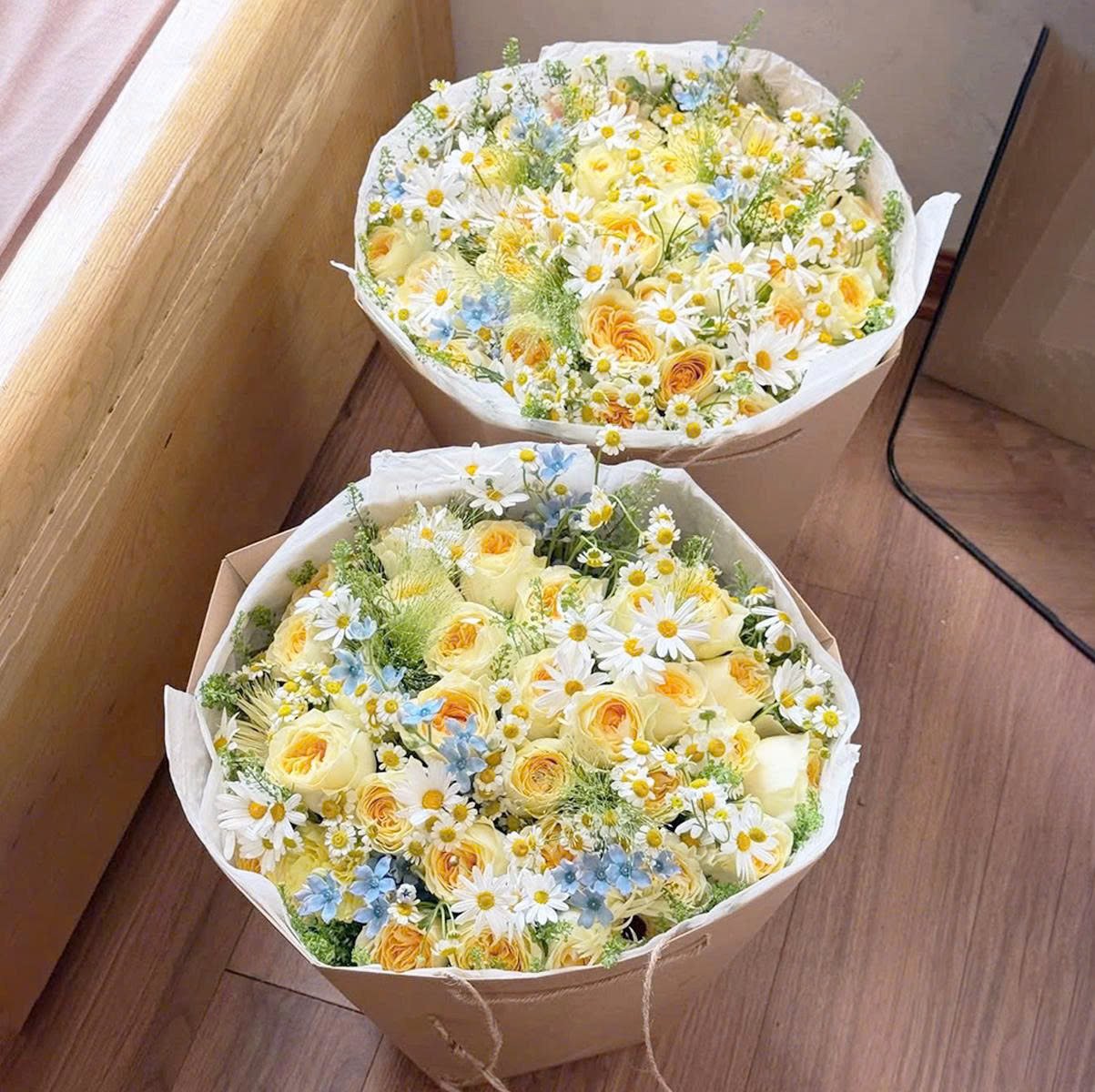 B&oacute; Hoa Hồng V&agrave;ng Mix C&uacute;c Họa Mi N&agrave;ng Thơ Dịu D&agrave;ng