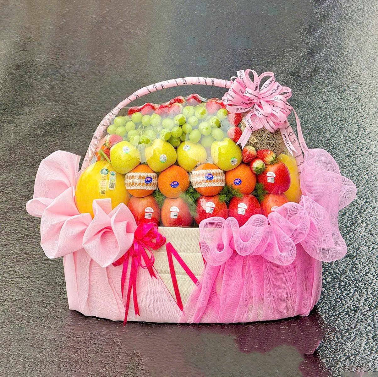 Giỏ Qu&agrave; Tặng Tr&aacute;i C&acirc;y Nhập Khẩu Tone Hồng Qu&agrave; Tặng Y&ecirc;u Thương