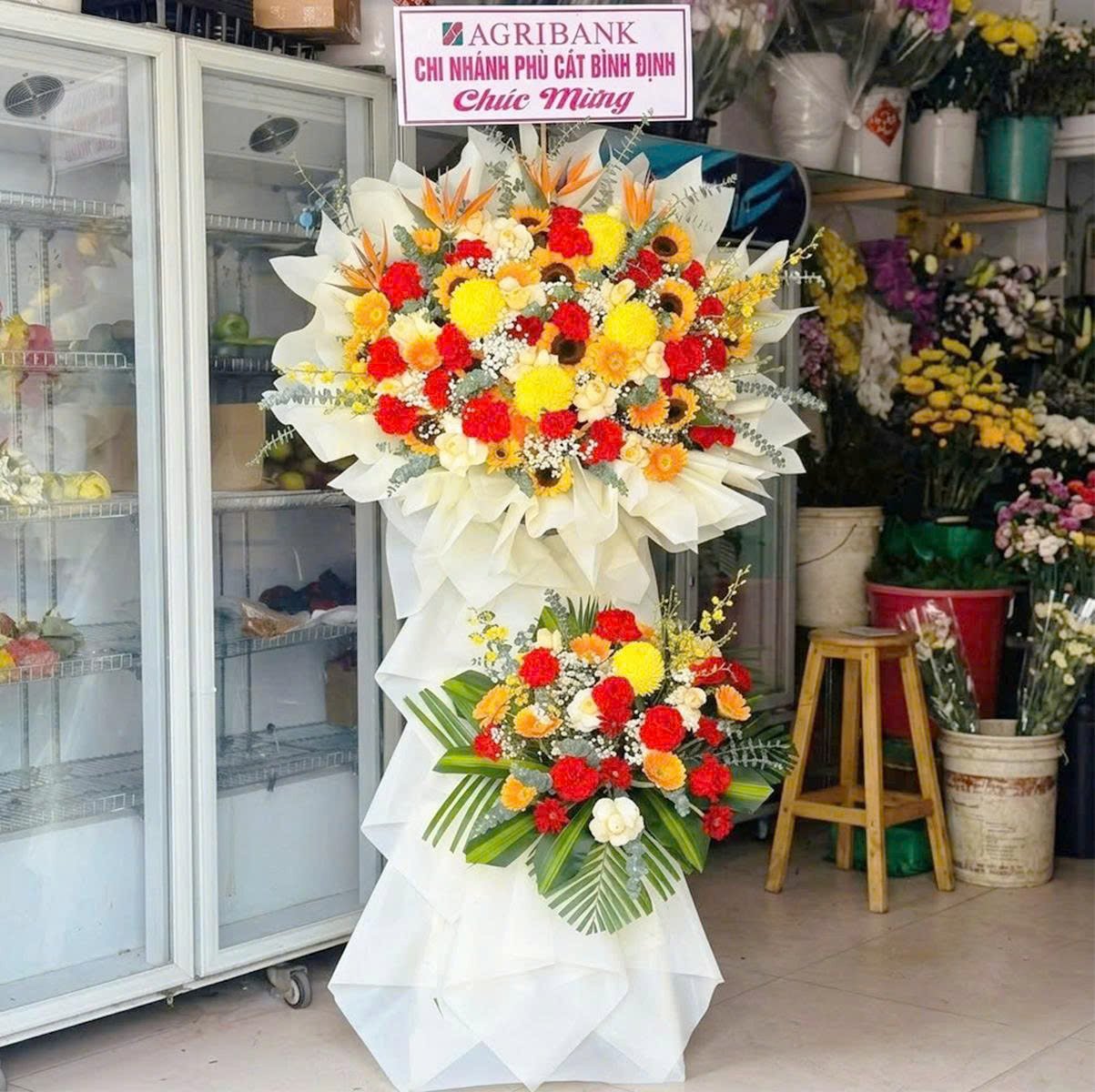 Kệ Hoa Mừng Khai Trương 2 Tầng Sắc M&agrave;u Thanh Lịch