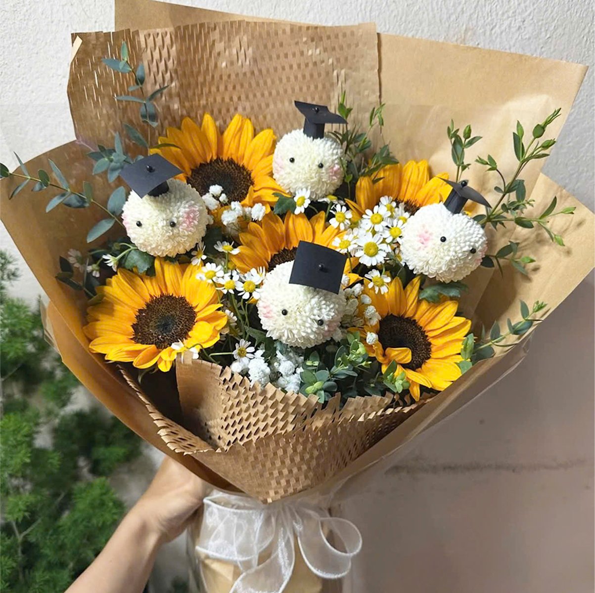 B&oacute; Hoa Hướng Dương Tốt Nghiệp Mix T&uacute; Cầu Xinh Xắn