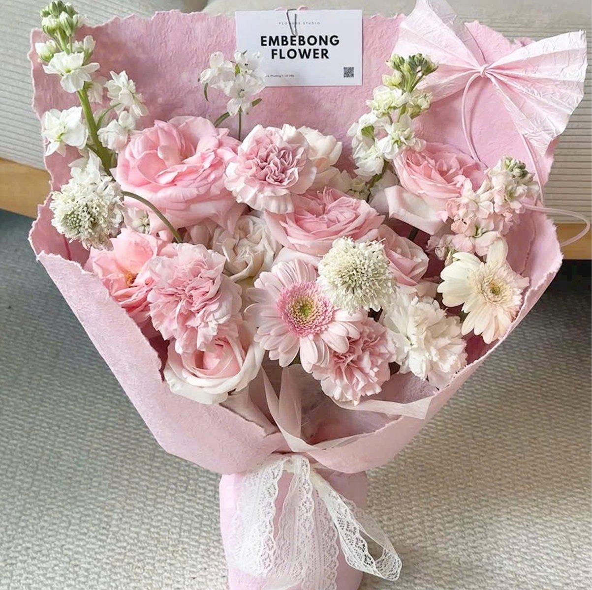 B&oacute; Hoa Cẩm Chướng Mix Đồng Tiền Hồng Pastel Ngọt Ng&agrave;o