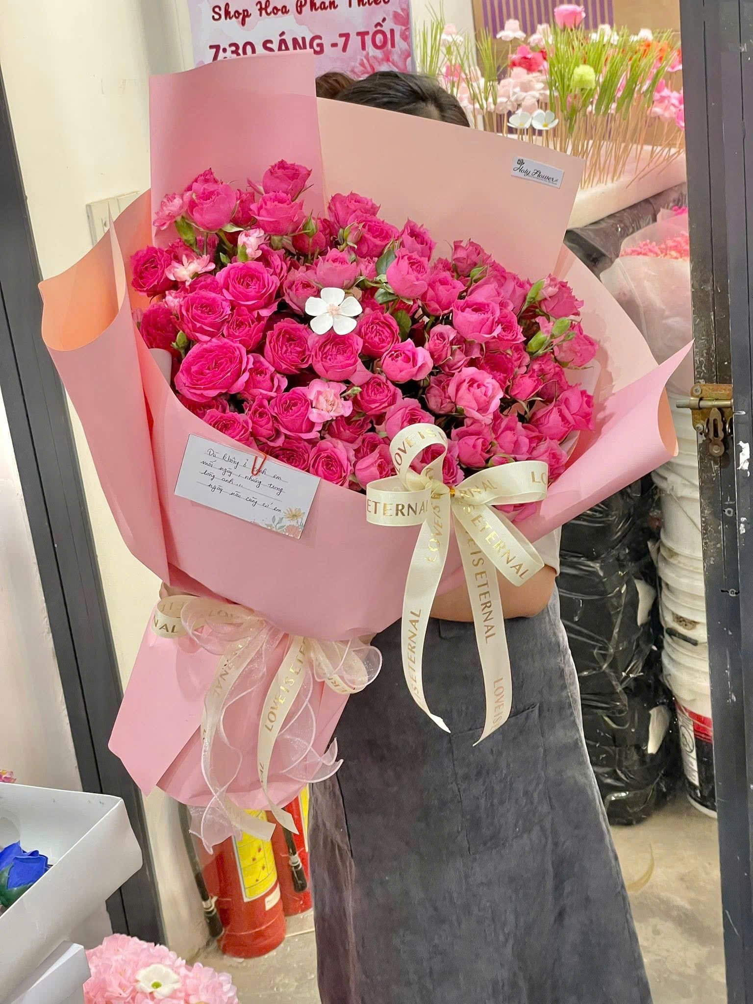 B&oacute; Hoa Hồng Sophia Tươi Ngọt Ng&agrave;o Hạnh Ph&uacute;c