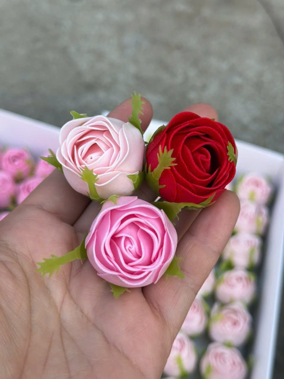 Hộp Hoa S&aacute;p Hồng Tỉ Muội Cao Cấp ( Hộp 50 B&ocirc;ng )