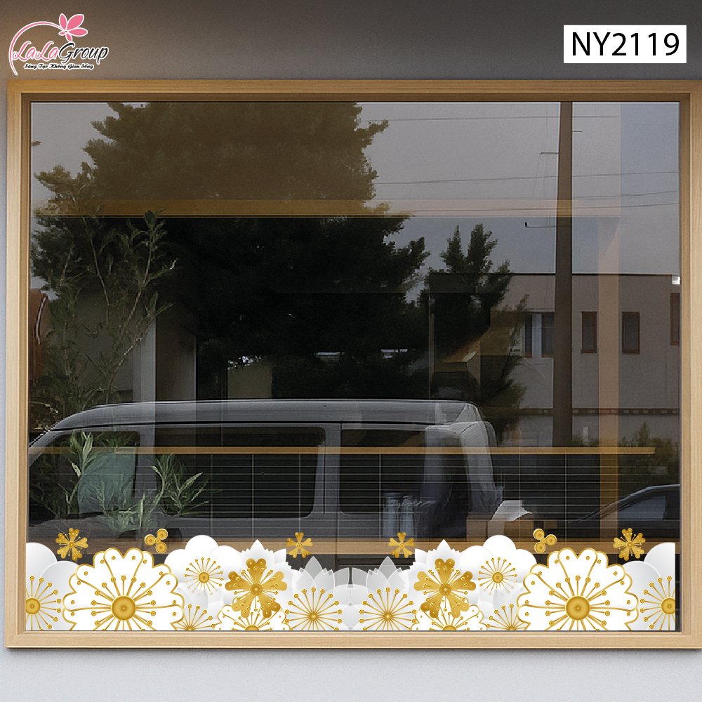 Decal Trang Tr&iacute; Tết Ch&acirc;n Tường Dải Hoa Xu&acirc;n V&agrave; M&acirc;y Trắng