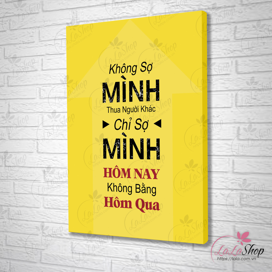 Tranh treo tường không sợ mình thua người khác.