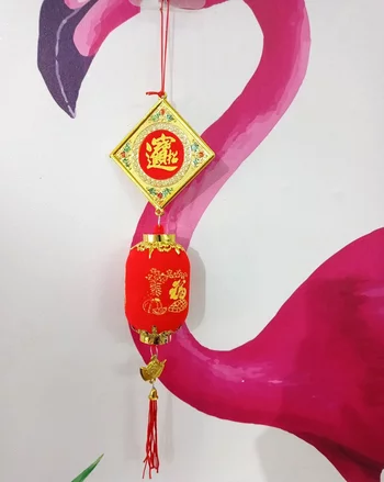 Lồng đẻn đỏ bảng vàng trang trí tết