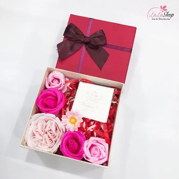 Set hộp quà tặng thiệp chúc kèm hoa