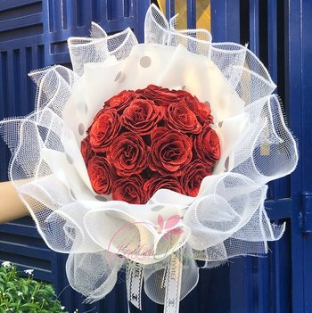 Bó hoa hồng nhũ kim tuyến sáp thơm phối lưới cứng