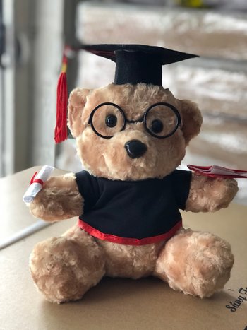 Gấu bông tốt nghiệp lông xù đeo kính