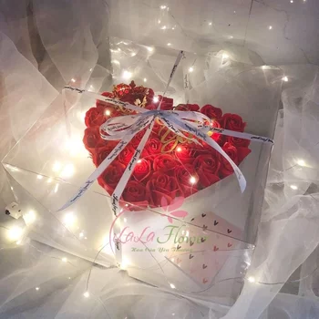 Set hộp quà tặng hoa sáp trái tim cao cấp Kèm đèn LED và thiệp