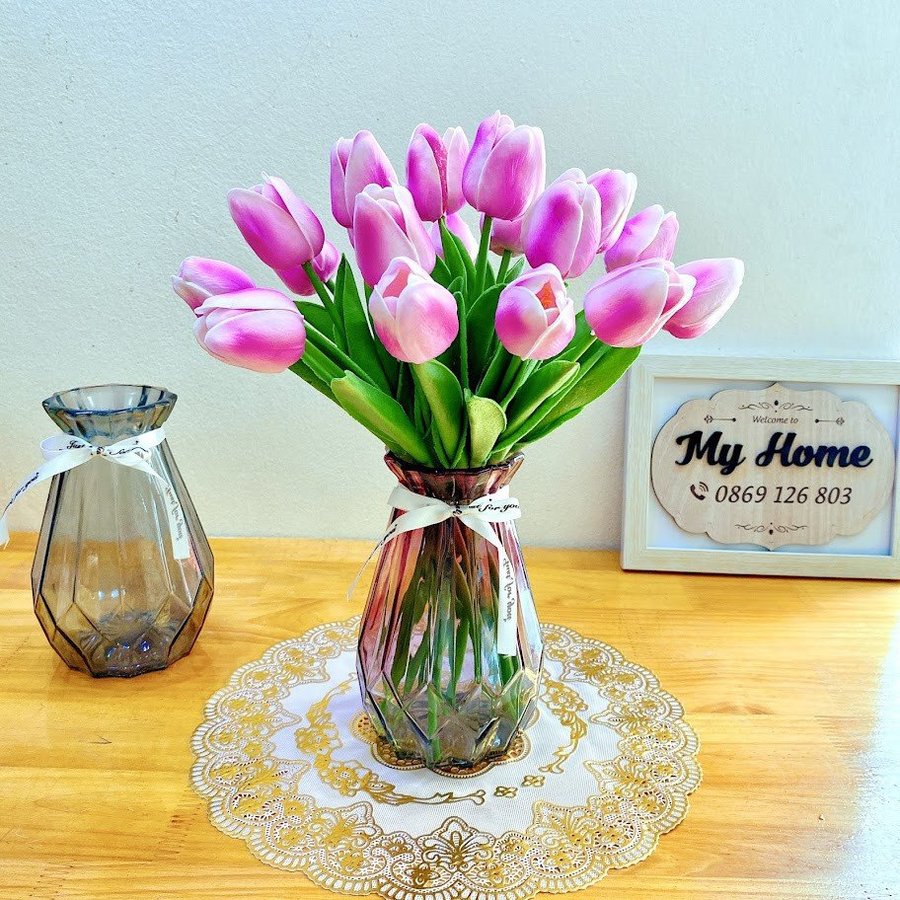 Cành hoa Tulip giả trang trí nhà cửa