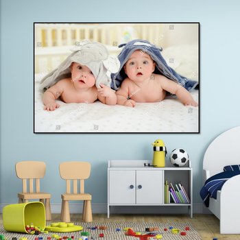 Những chiếc tranh em bé treo phòng ngủ sẽ giúp không gian phòng ngủ của bạn trở nên sinh động hơn. Nét vẽ tinh tế, màu sắc tươi sáng sẽ đem đến cho bạn và bé những trải nghiệm thú vị. Hãy lựa chọn tranh em bé để tạo không gian ấm cúng, dễ chịu.