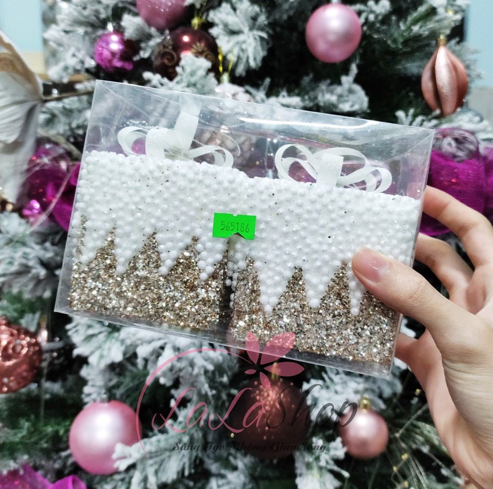 Set 2 hộp quà đỏ kim tuyến treo cây thông noel