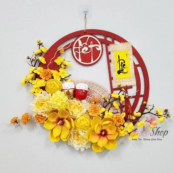 Vòng hoa 50cm trang trí tết sắc vàng chữ tết