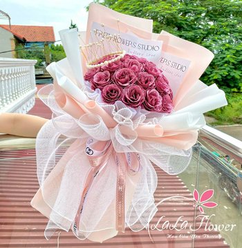 Bó 35 hoa hồng nude kim tuyến sắc màu ngọt ngào