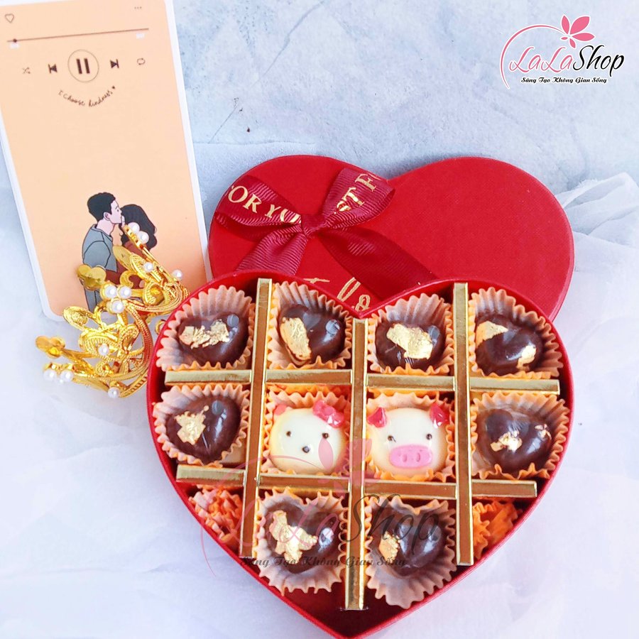 Hộp Socola 10 viên quà tặng Valentine ấm áp - Kèm túi và thiệp
