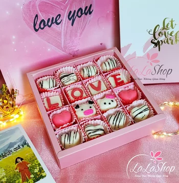 Hộp Socola 16 viên quà tặng Valentine ấm áp chữ Love
